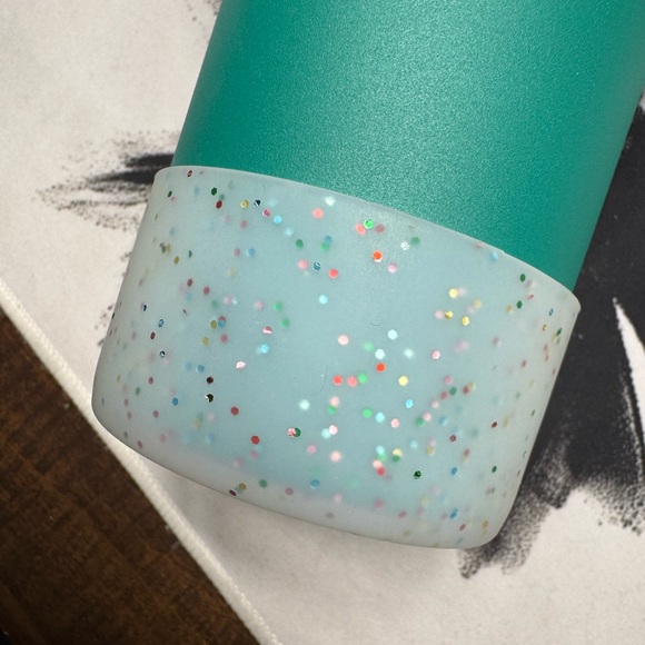 Stanley Quencher H2.0 FlowState Tumbler - 40 oz. Alpine - Picture 4 of 9